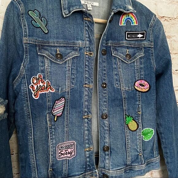 Sneak Peek SP Black patch jean jacket - Picture 4 of 6